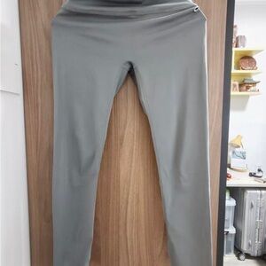 Women's Gray Pants